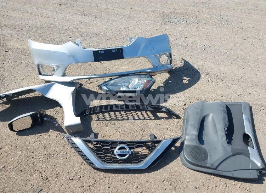 Photo 12 of 2018 Nissan Sentra S (VIN 3N1AB7AP3JY294359)