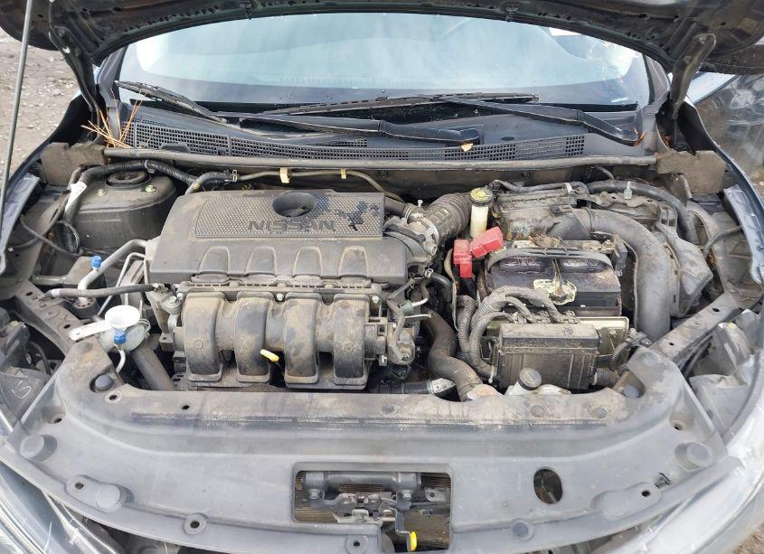 Photo 10 of 2018 Nissan Sentra S (VIN 3N1AB7AP3JY295138)