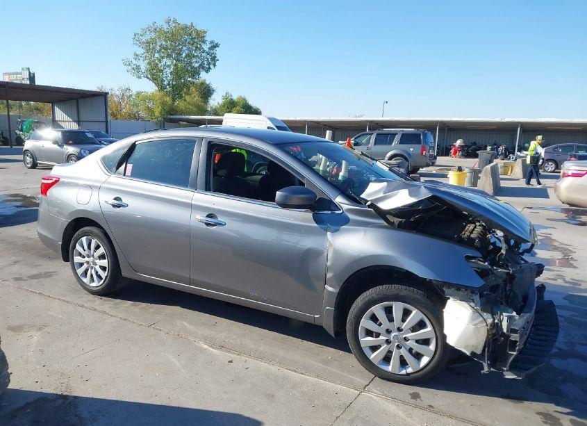 Photo 12 of 2018 Nissan Sentra S (VIN 3N1AB7AP3JY306347)