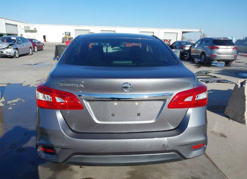Photo 15 of 2018 Nissan Sentra S (VIN 3N1AB7AP3JY306347)