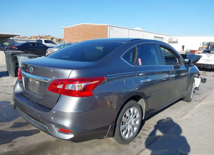 Photo 4 of 2018 Nissan Sentra S (VIN 3N1AB7AP3JY306347)