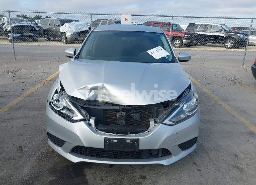 Photo 12 of 2018 Nissan Sentra SV (VIN 3N1AB7AP3JY315159)
