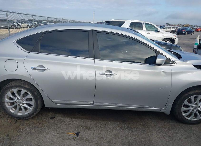 Photo 13 of 2018 Nissan Sentra SV (VIN 3N1AB7AP3JY315159)