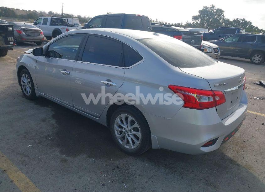 Photo 3 of 2018 Nissan Sentra SV (VIN 3N1AB7AP3JY315159)