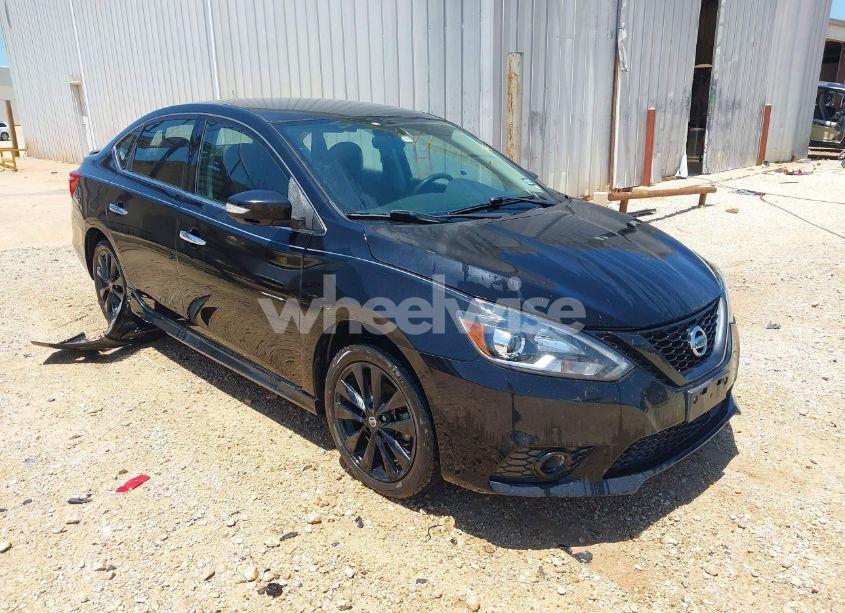 2018 Nissan Sentra SR (VIN 3N1AB7AP3JY317011) main photo