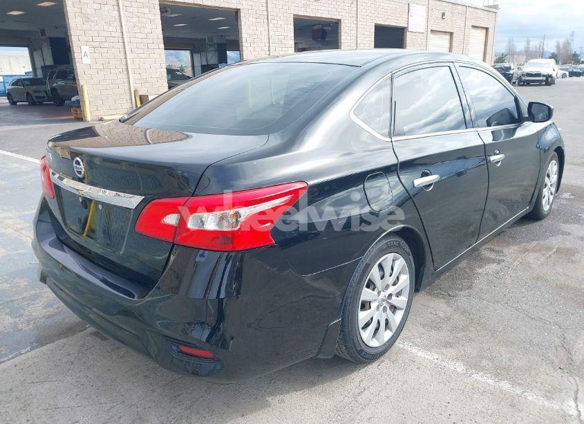 Photo 4 of 2018 Nissan Sentra S (VIN 3N1AB7AP3JY317896)