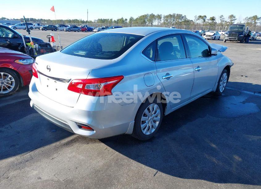 Photo 4 of 2018 Nissan Sentra S (VIN 3N1AB7AP3JY319924)