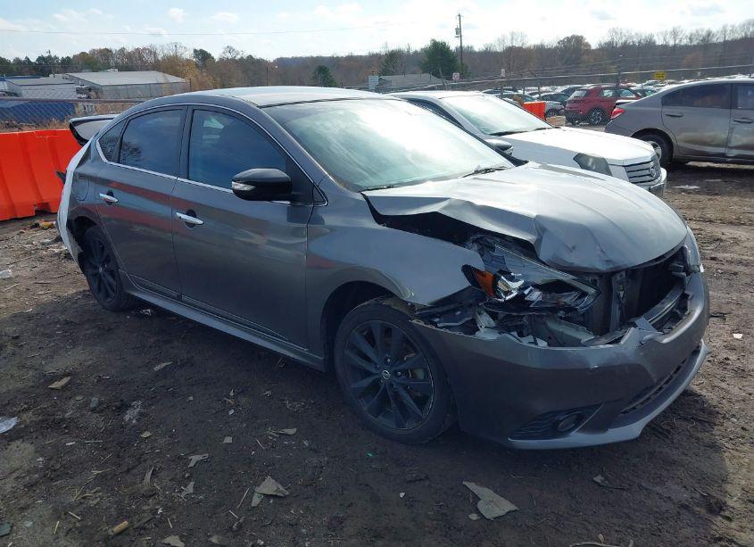 2018 Nissan Sentra SR (VIN 3N1AB7AP3JY326162) main photo