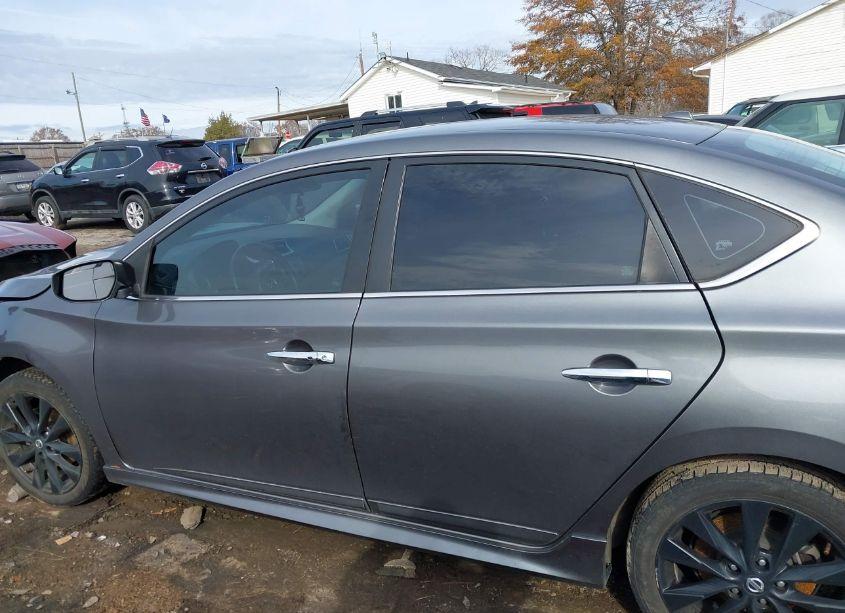 Photo 14 of 2018 Nissan Sentra SR (VIN 3N1AB7AP3JY326162)