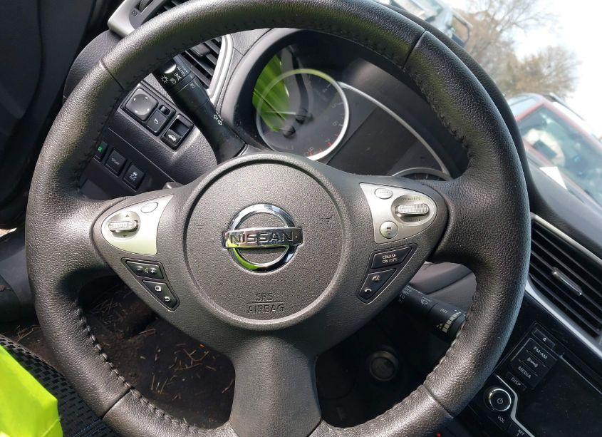 Photo 20 of 2018 Nissan Sentra SR (VIN 3N1AB7AP3JY326162)