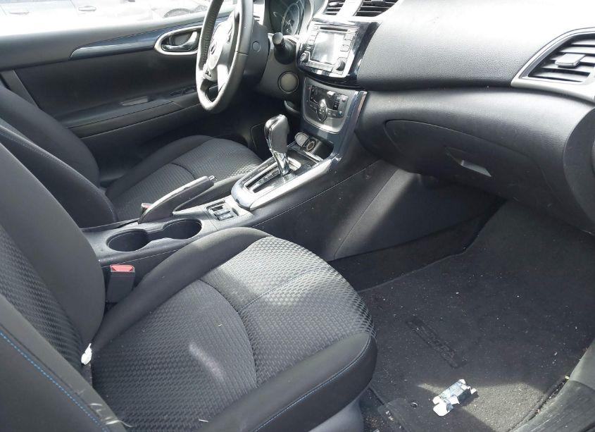 Photo 5 of 2018 Nissan Sentra SR (VIN 3N1AB7AP3JY326162)