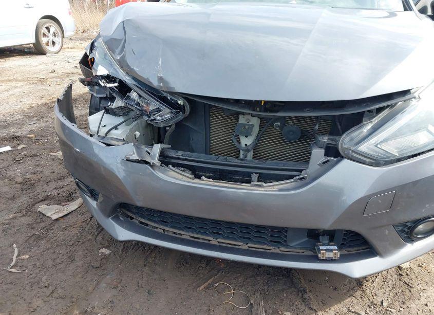 Photo 6 of 2018 Nissan Sentra SR (VIN 3N1AB7AP3JY326162)