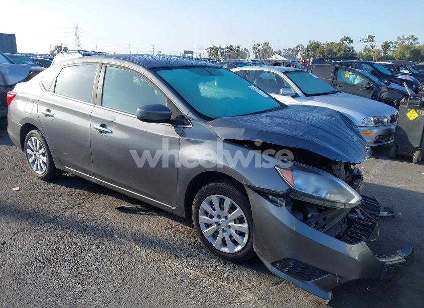 2018 Nissan Sentra S (VIN 3N1AB7AP3JY330616) main photo