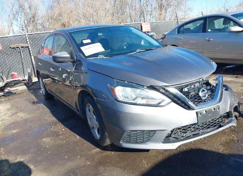 2018 Nissan Sentra S (VIN 3N1AB7AP3JY333872) main photo
