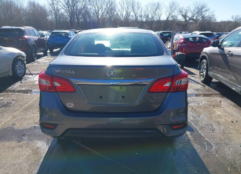 Photo 16 of 2018 Nissan Sentra S (VIN 3N1AB7AP3JY333872)