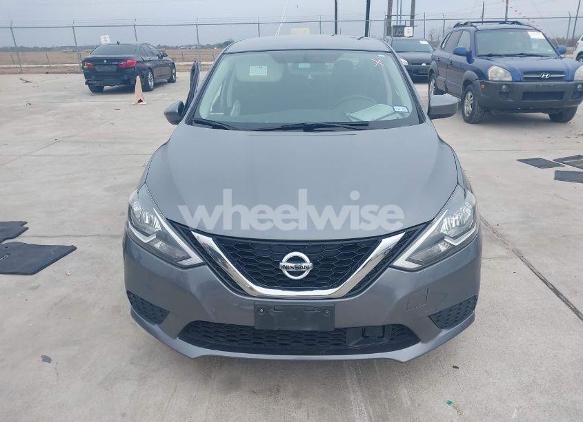 Photo 11 of 2019 Nissan Sentra SV (VIN 3N1AB7AP3KL603570)