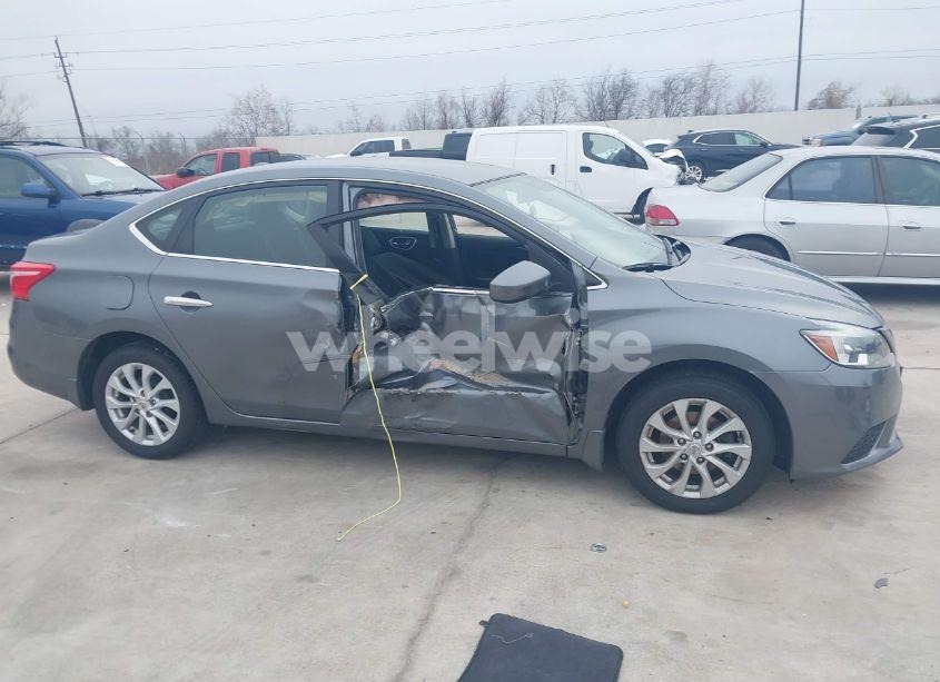 Photo 12 of 2019 Nissan Sentra SV (VIN 3N1AB7AP3KL603570)