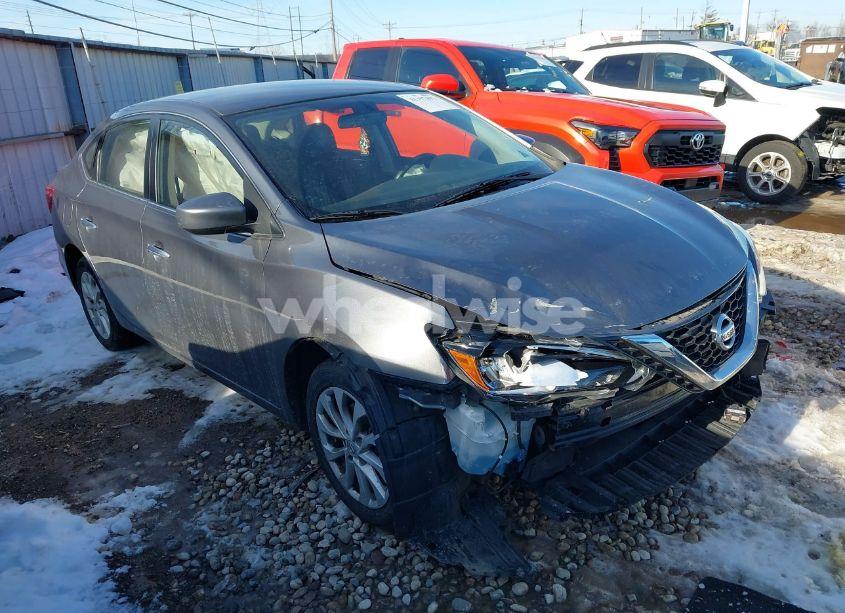 2019 Nissan Sentra SV (VIN 3N1AB7AP3KL610129) main photo