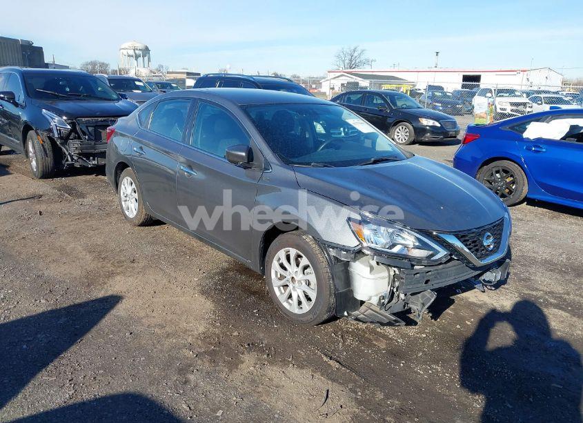2019 Nissan Sentra SV (VIN 3N1AB7AP3KL625939) main photo