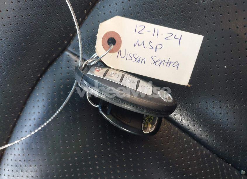 Photo 11 of 2019 Nissan Sentra SR (VIN 3N1AB7AP3KY208856)