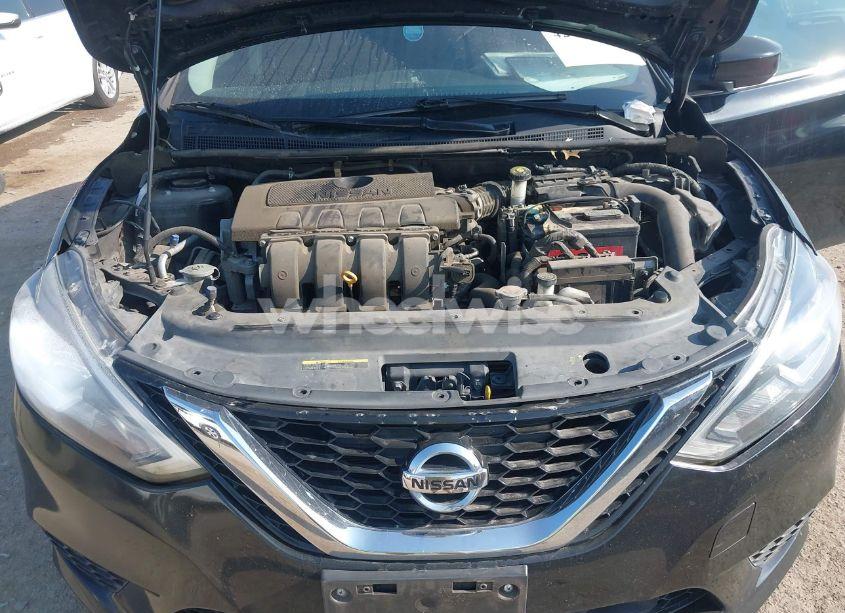 Photo 10 of 2019 Nissan Sentra SV (VIN 3N1AB7AP3KY218433)
