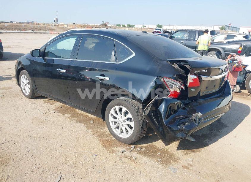 Photo 3 of 2019 Nissan Sentra SV (VIN 3N1AB7AP3KY218433)