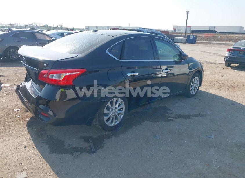 Photo 4 of 2019 Nissan Sentra SV (VIN 3N1AB7AP3KY218433)