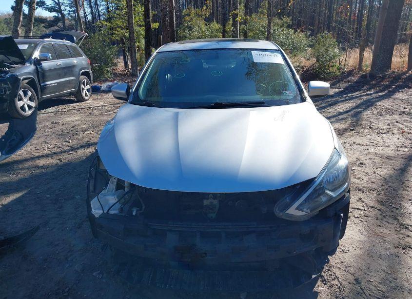 Photo 13 of 2019 Nissan Sentra SV (VIN 3N1AB7AP3KY219470)