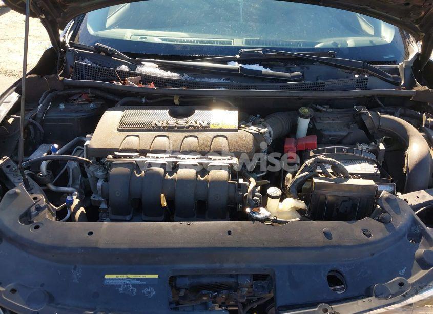 Photo 10 of 2019 Nissan Sentra SR (VIN 3N1AB7AP3KY221896)