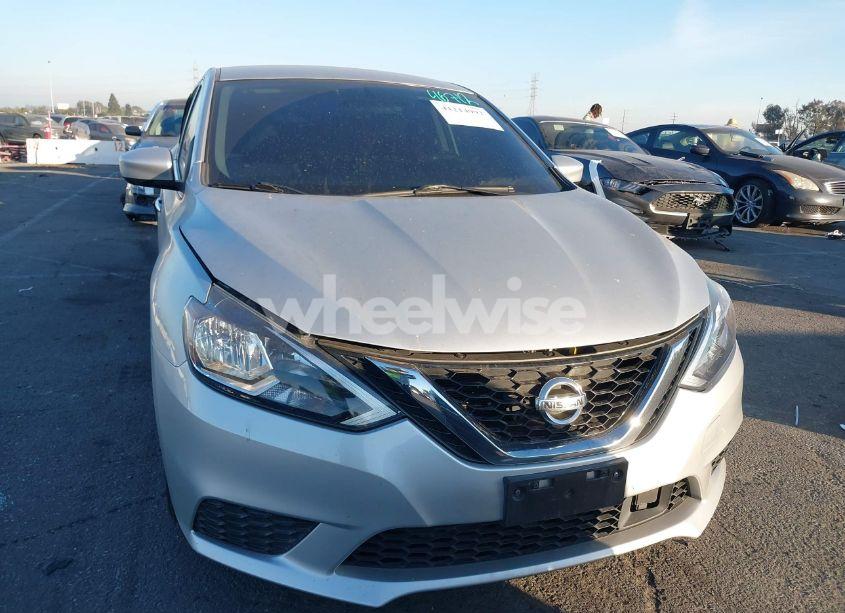 Photo 12 of 2019 Nissan Sentra SV (VIN 3N1AB7AP3KY222787)