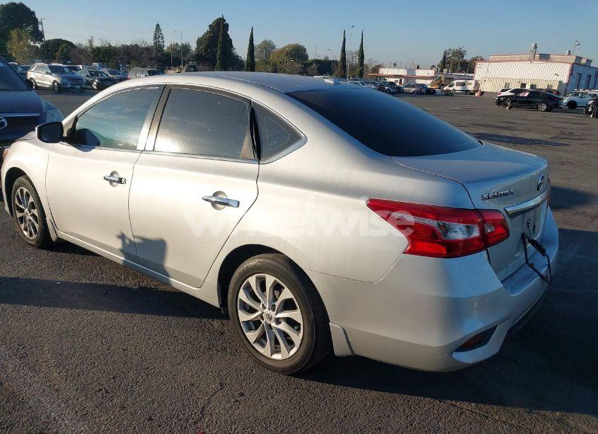 Photo 3 of 2019 Nissan Sentra SV (VIN 3N1AB7AP3KY222787)