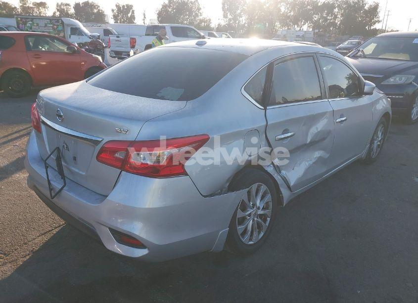 Photo 4 of 2019 Nissan Sentra SV (VIN 3N1AB7AP3KY222787)