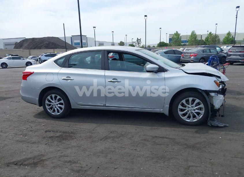 Photo 13 of 2019 Nissan Sentra SV (VIN 3N1AB7AP3KY229948)