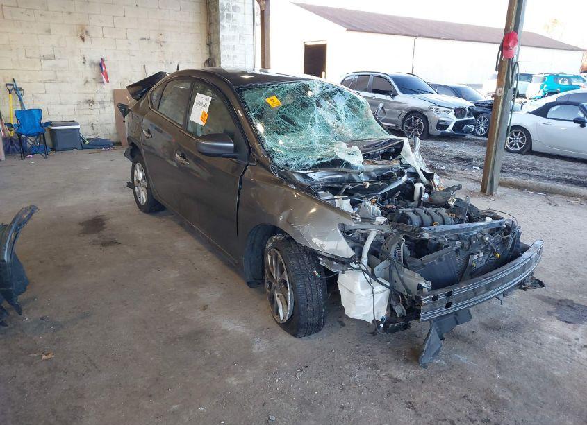 2019 Nissan Sentra SV (VIN 3N1AB7AP3KY237404) main photo