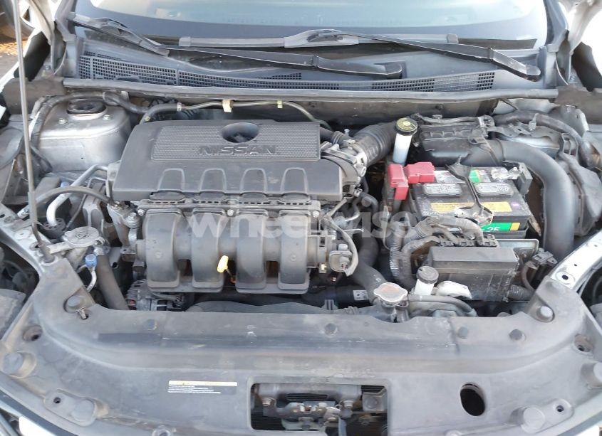 Photo 10 of 2019 Nissan Sentra SV (VIN 3N1AB7AP3KY247818)