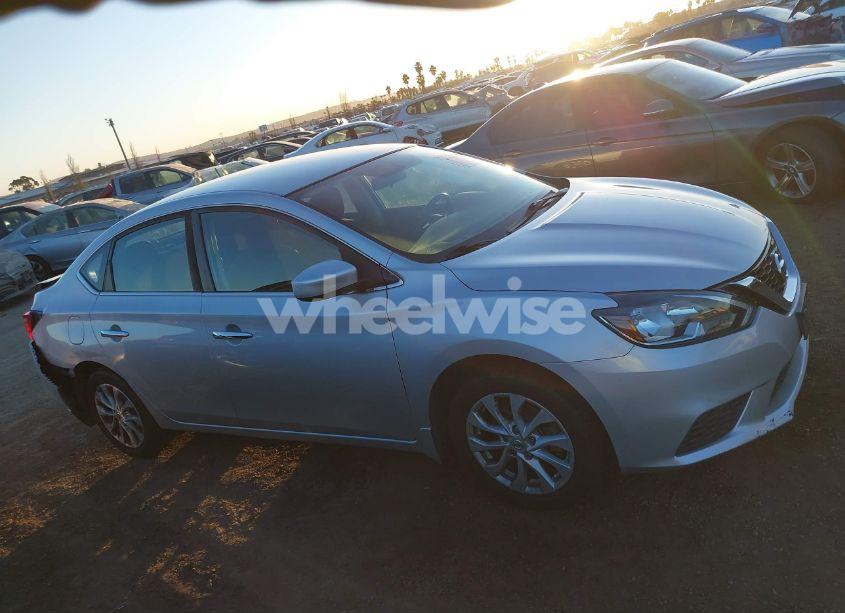 Photo 13 of 2019 Nissan Sentra SV (VIN 3N1AB7AP3KY247818)