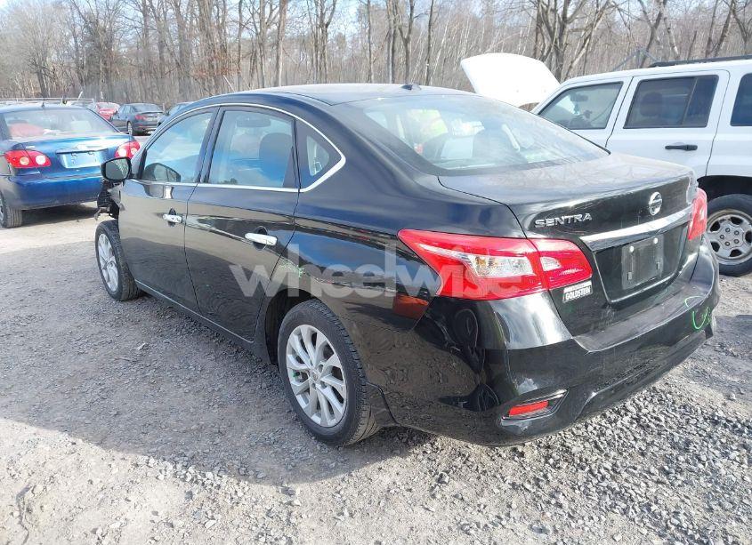 Photo 3 of 2019 Nissan Sentra SV (VIN 3N1AB7AP3KY254705)