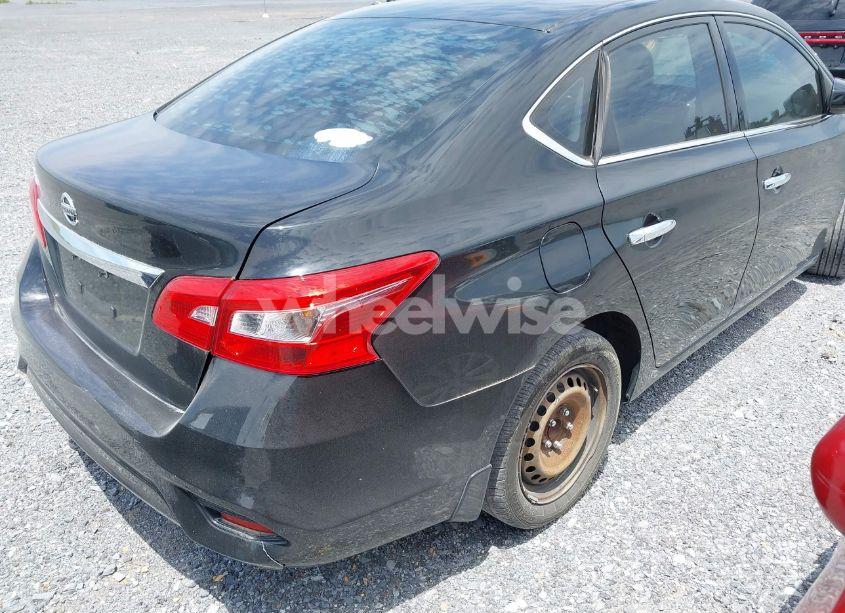 Photo 4 of 2019 Nissan Sentra S (VIN 3N1AB7AP3KY255546)