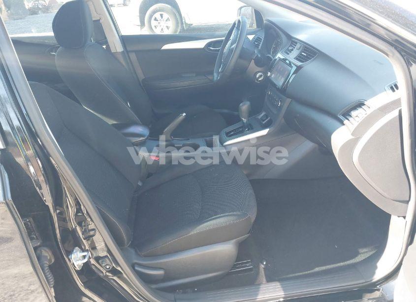 Photo 5 of 2019 Nissan Sentra S (VIN 3N1AB7AP3KY255546)