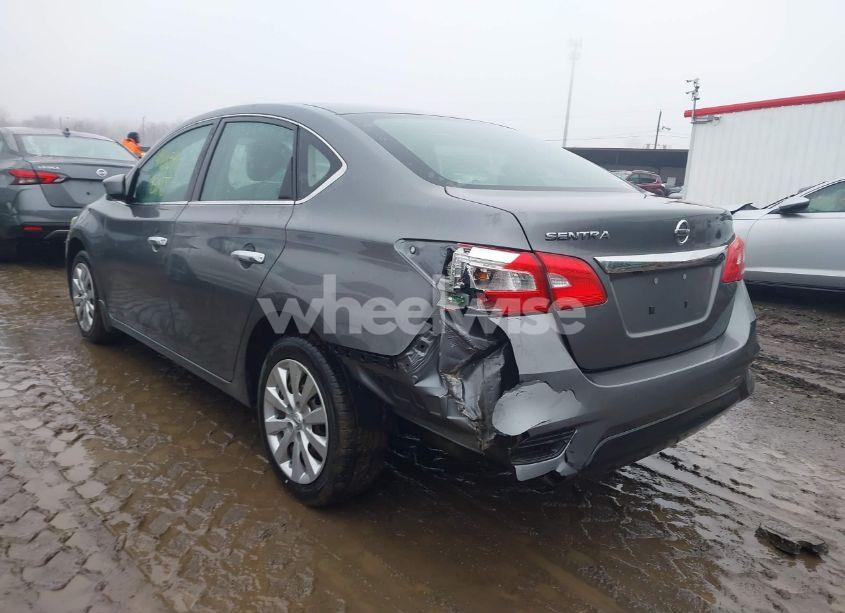 Photo 3 of 2019 Nissan Sentra S (VIN 3N1AB7AP3KY278129)