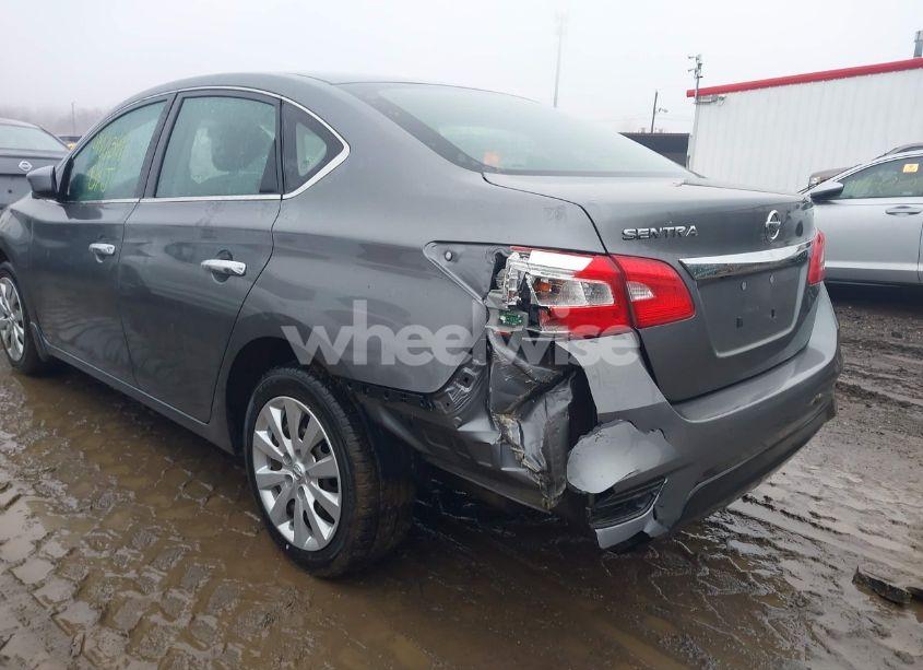 Photo 6 of 2019 Nissan Sentra S (VIN 3N1AB7AP3KY278129)