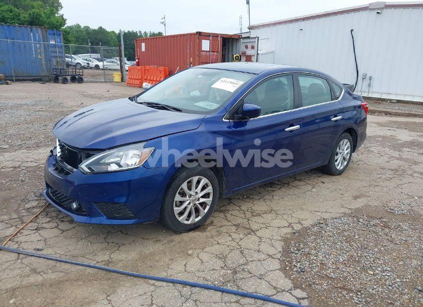 Photo 2 of 2019 Nissan Sentra SV (VIN 3N1AB7AP3KY309492)