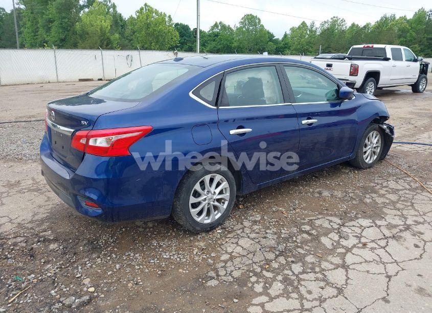 Photo 4 of 2019 Nissan Sentra SV (VIN 3N1AB7AP3KY309492)