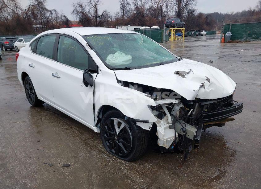 2019 Nissan Sentra SV (VIN 3N1AB7AP3KY309573) main photo