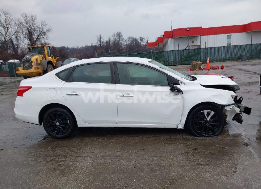 Photo 13 of 2019 Nissan Sentra SV (VIN 3N1AB7AP3KY309573)