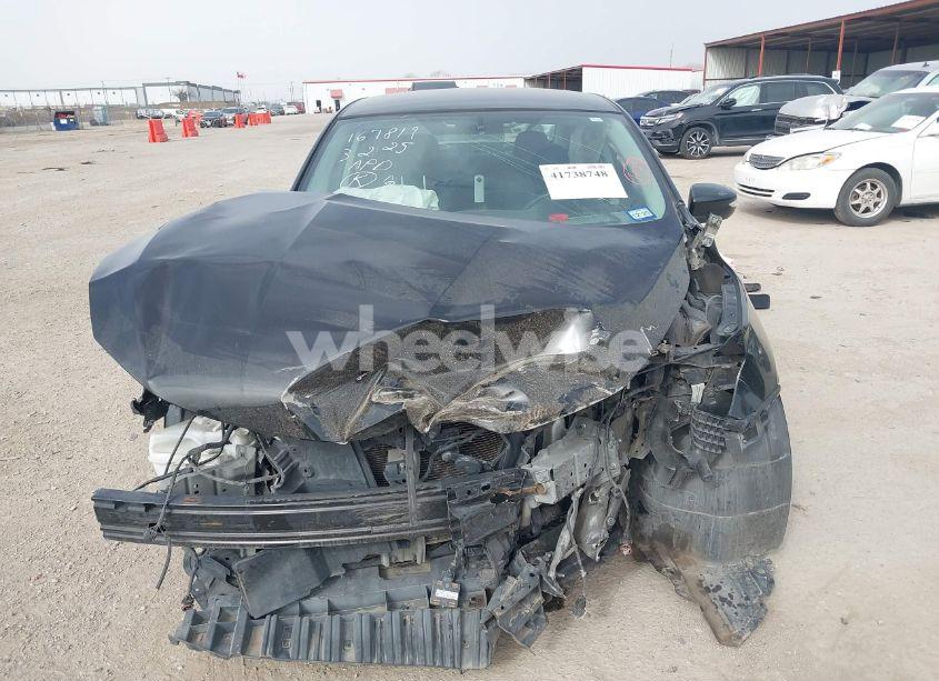 Photo 13 of 2019 Nissan Sentra SR (VIN 3N1AB7AP3KY310870)