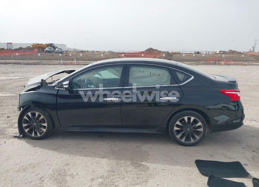 Photo 15 of 2019 Nissan Sentra SR (VIN 3N1AB7AP3KY310870)