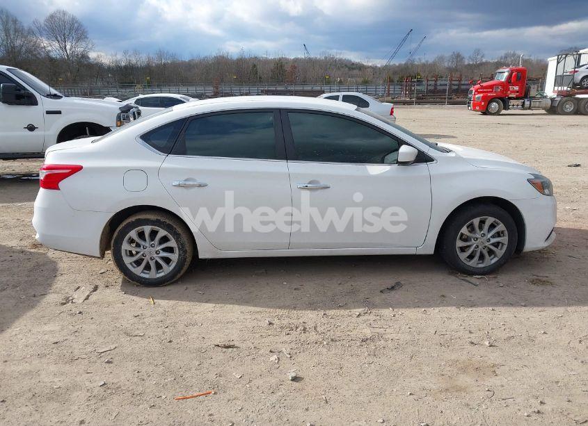 Photo 13 of 2019 Nissan Sentra SV (VIN 3N1AB7AP3KY311095)
