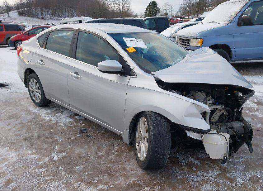 2019 Nissan Sentra SV (VIN 3N1AB7AP3KY322341) main photo