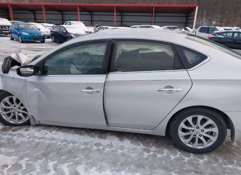 Photo 15 of 2019 Nissan Sentra SV (VIN 3N1AB7AP3KY322341)